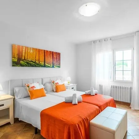 Punta Prima Sleeps 10 Pool Air Con Wifi Villa *