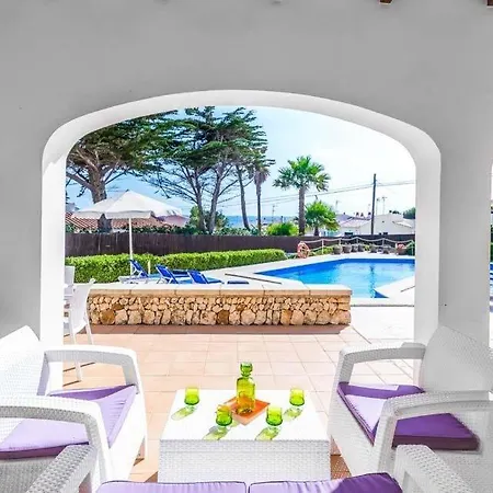 Punta Prima Sleeps 10 Pool Air Con Wifi Punta Prima (Menorca)