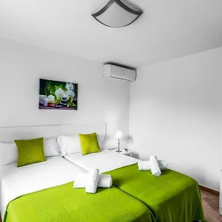 Punta Prima Sleeps 10 Pool Air Con Wifi Willa *